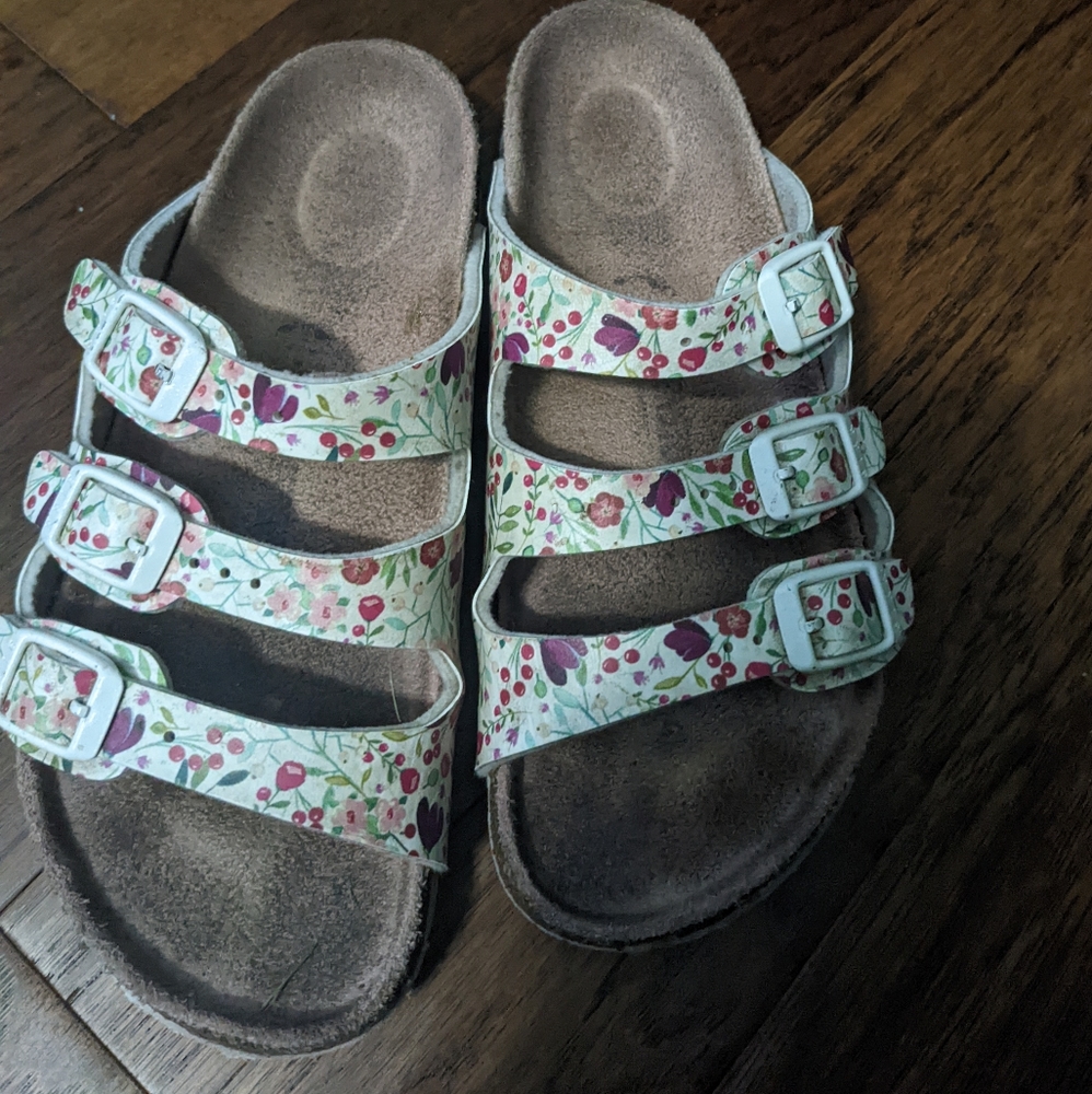 Girl's Birkenstock Sandals
